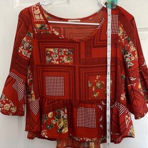 Semi‎ Sheer Flowy Peach Royal Paisley Blouse